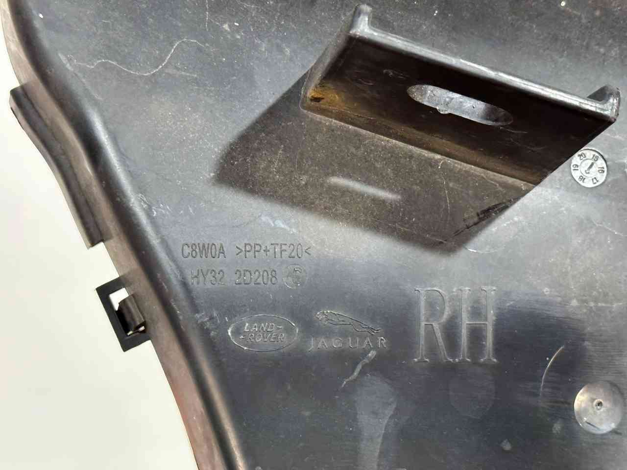 LR083227 Brake cooling deflector right Land Rover Discovery 5 Used - Image 16