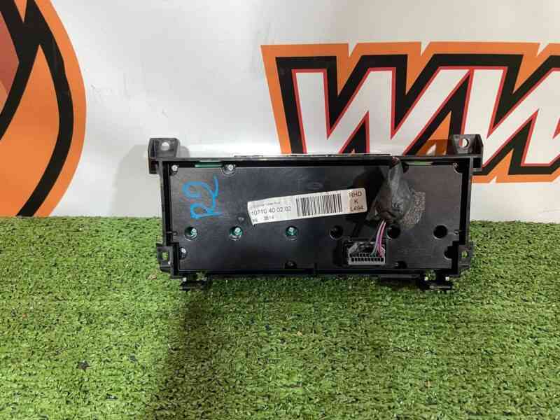 LR086029 Rear heater control unit Range Rover Sport L494 (2014-2022) USED cost 300 € in stock 1 pcs.