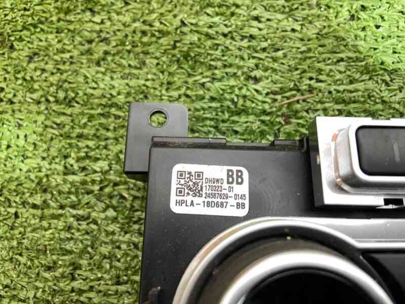 LR086029 Rear heater control unit Range Rover Sport L494 (2014-2022) USED cost 300 € in stock 1 pcs.