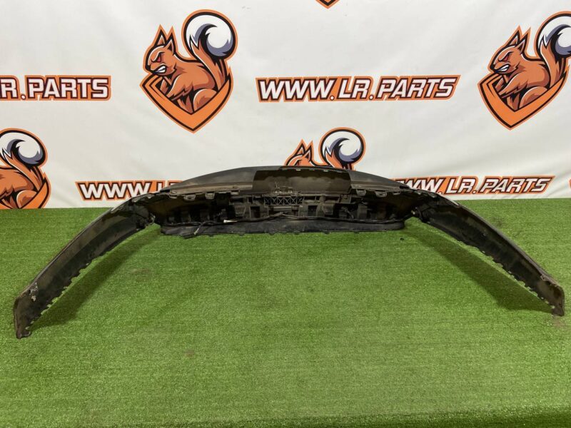 LR086046 Rear bumper Land Rover Discovery 5 L462 (2017-) used cost 500 € in stock 1 pcs.