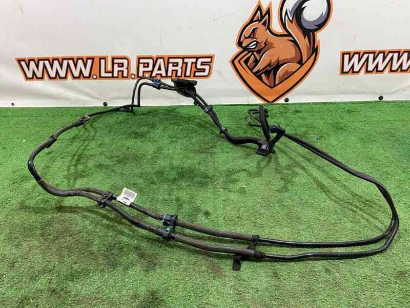 LR086377 Fuel system pipeline Land Rover Discovery 5 L462 (2017-) used cost 77,78 € in stock 2 pcs.