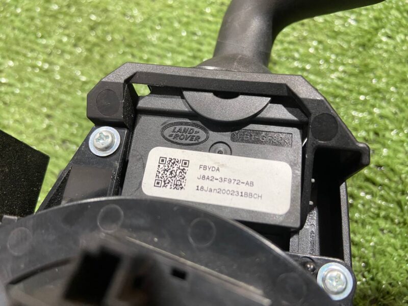 LR087111KIT Steering column switch assembly Range Rover Velar L560 (2018-) USED cost 85 € in stock 3 pcs.