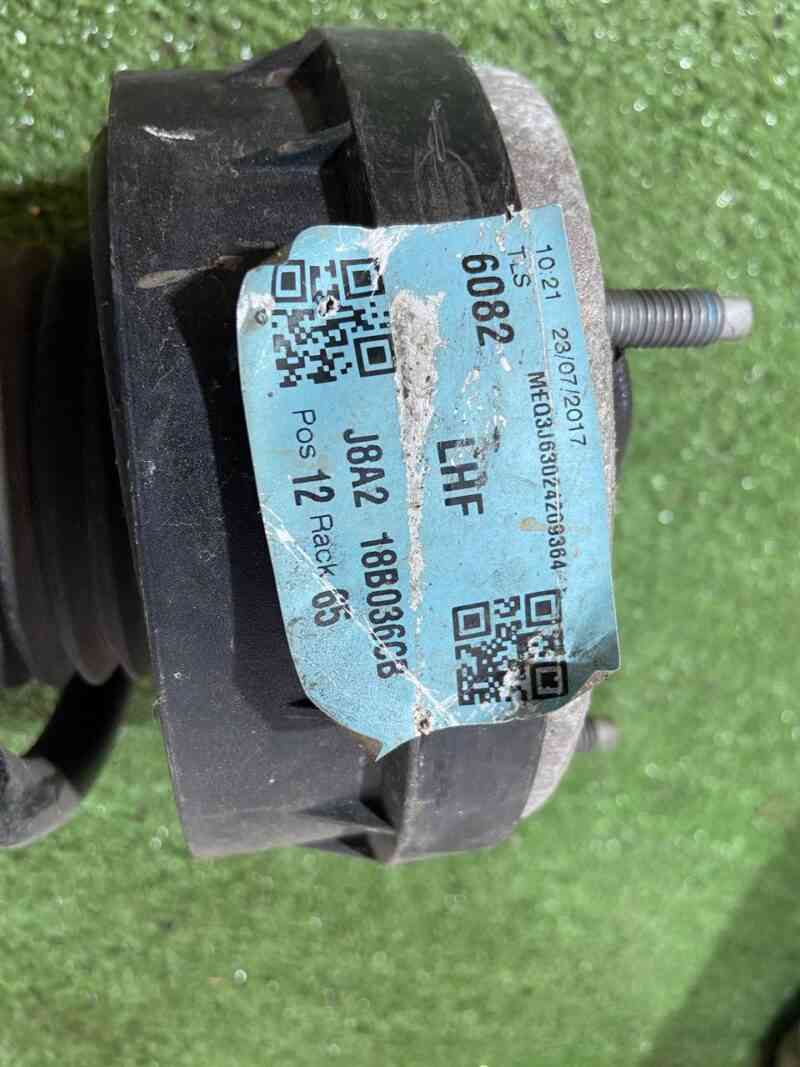 LR090615 Front adaptive shock absorber Range Rover Velar L560 Used - Image 15