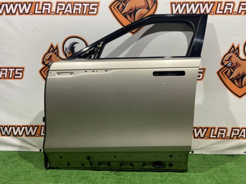 LR091718 Front Left Door Range Rover Velar L560 (2018-) Used cost 600 € in stock 1 pcs.