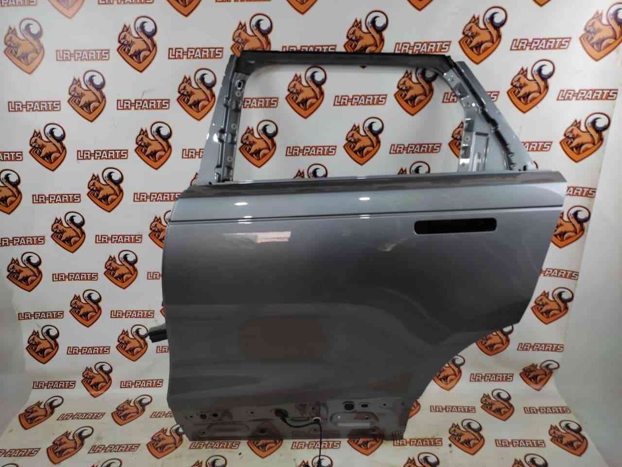 LR091720 Rear left door Range Rover Velar L560 (2018-) Used - Image 17