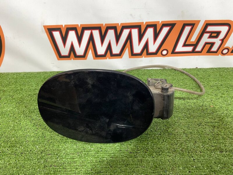LR092638 Housing with filler flap drive Range Rover Velar L560 (2018-) USED cost 75 € in stock 2 pcs.