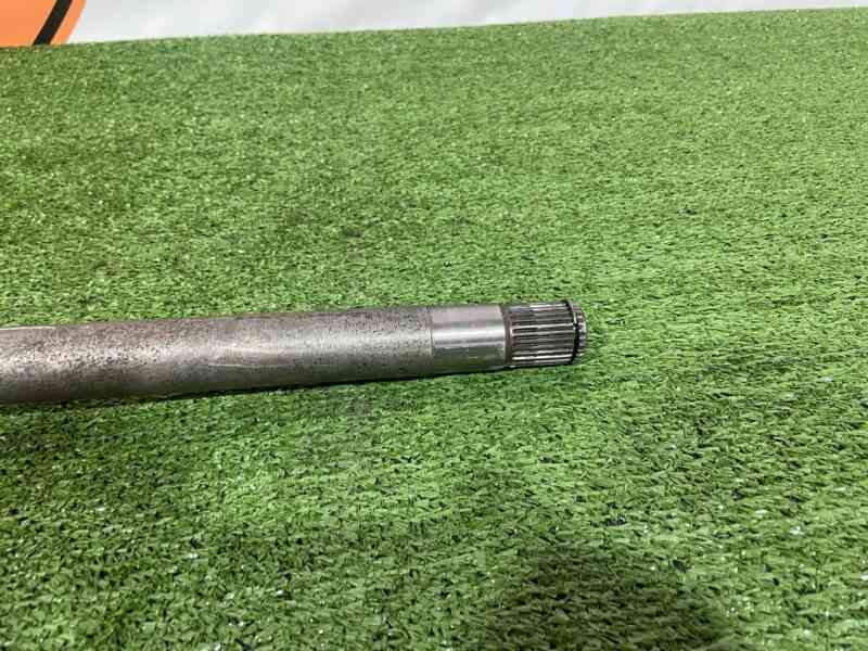 LR092738 Half shaft front right Range Rover Velar L560 (2018-) Used - Image 32