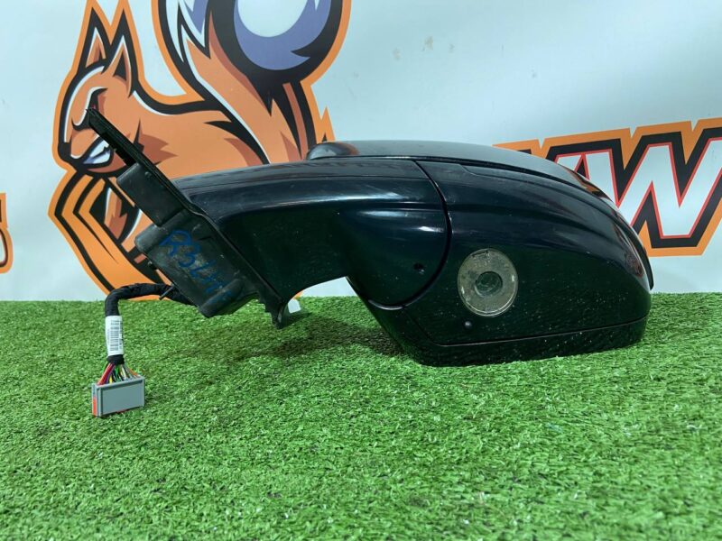 LR093167 Left outer mirror +blind spots +antichrome Range Rover Velar L560 (2018-) Used cost 600 € in stock 2 pcs.