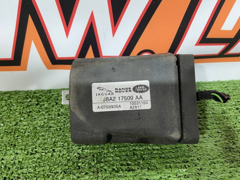LR094959 Radio signal suppression module Range Rover Velar L560 (2018-) USED cost 50 € in stock 2 pcs.