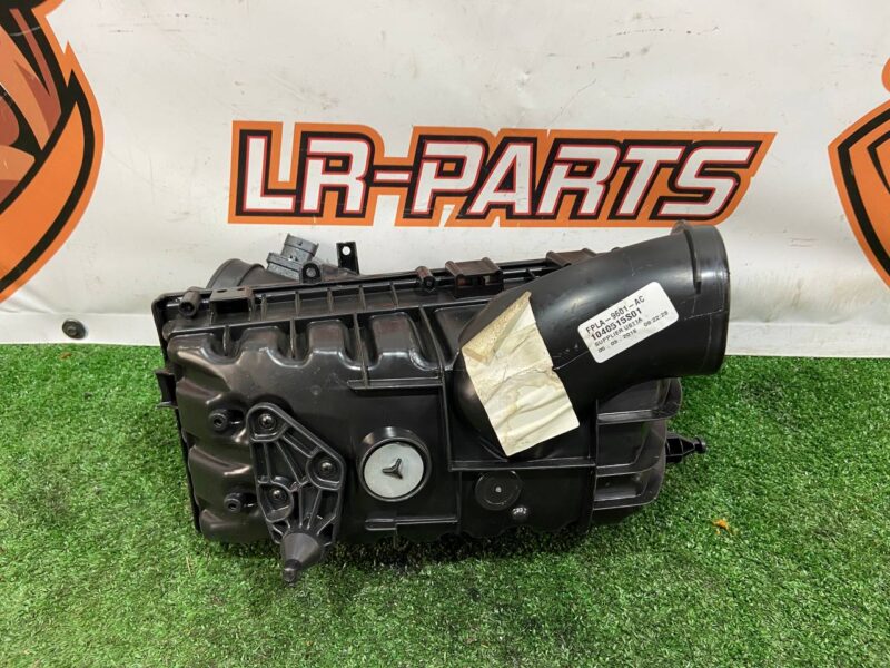 LR095546 Air filter housing left 3.0TD 2.0TD Range Rover Sport L494 Used cost 250 € in stock 1 pcs.