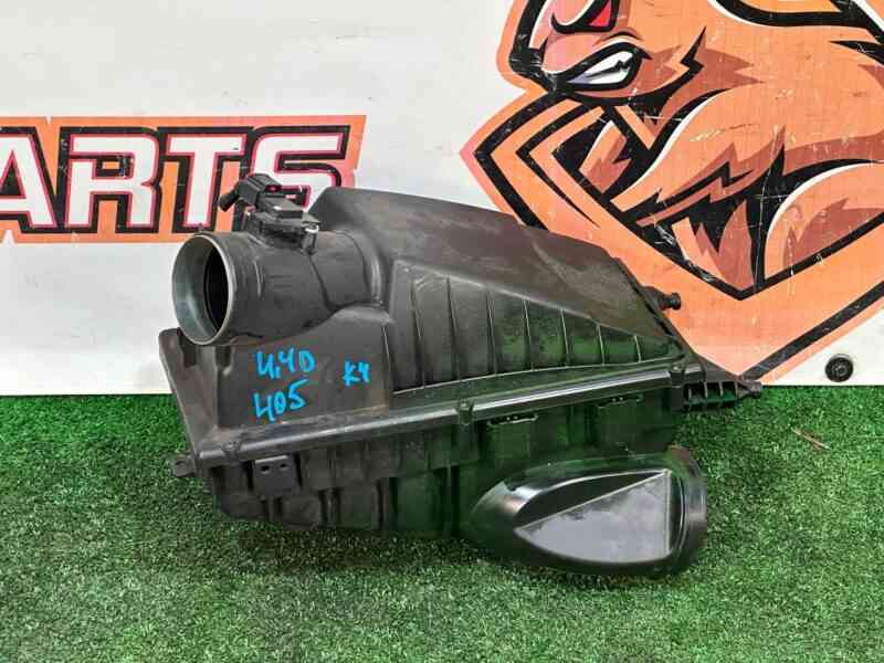 LR095790 Air filter housing left Range Rover L405 (2013-2021) Used cost 200 € in stock 3 pcs.