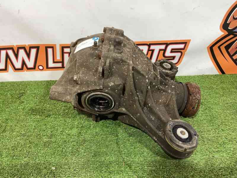 LR183131 Gearbox rear Range Rover Velar L560 (2018-) Used - Image 19