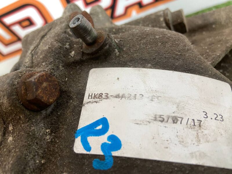 LR183131 Gearbox rear Range Rover Velar L560 (2018-) Used - Image 22