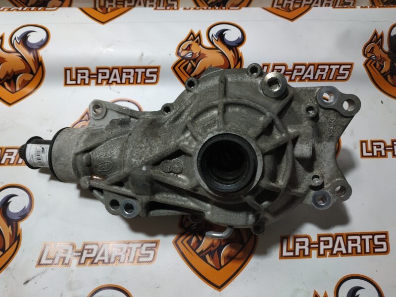 LR096015 Front axle gearbox assembly 3.23 Range Rover Velar L560 (2018-) USED cost 490 € in stock 2 pcs.