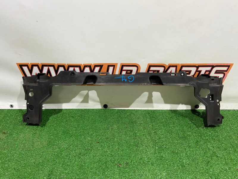 LR098605 Upper radiator deflector Range Rover Sport L494 (2014-2022) Used cost 100 € in stock 1 pcs.