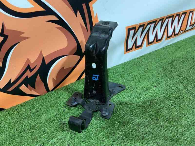 LR098830 Spare wheel holder bracket Range Rover Sport L494 (2014-2022) Used cost 60 € in stock 1 pcs.
