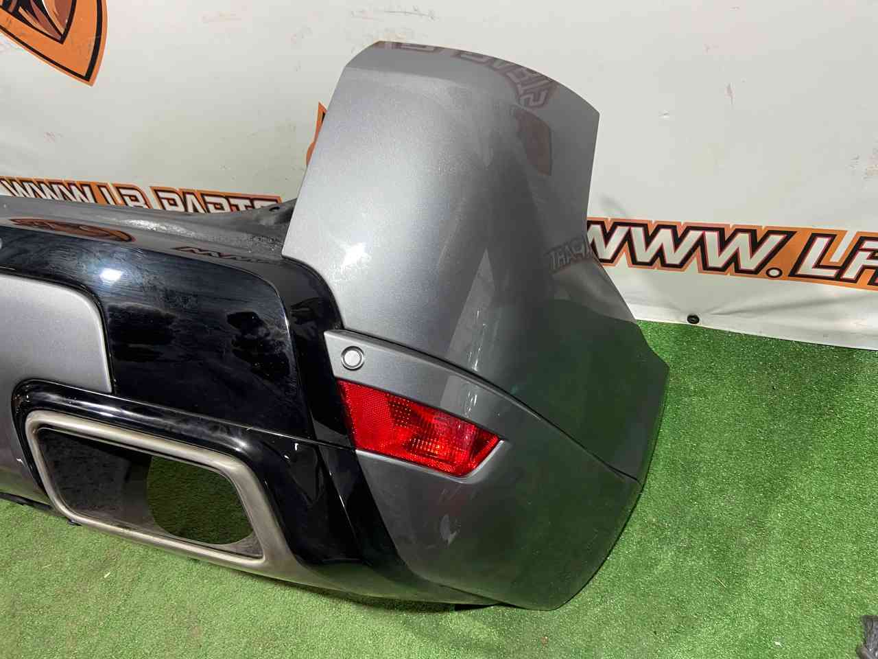 LR098889 Rear bumper 2018- complete assembly set Range Rover Sport L494 (2014-2022) Used - Image 17