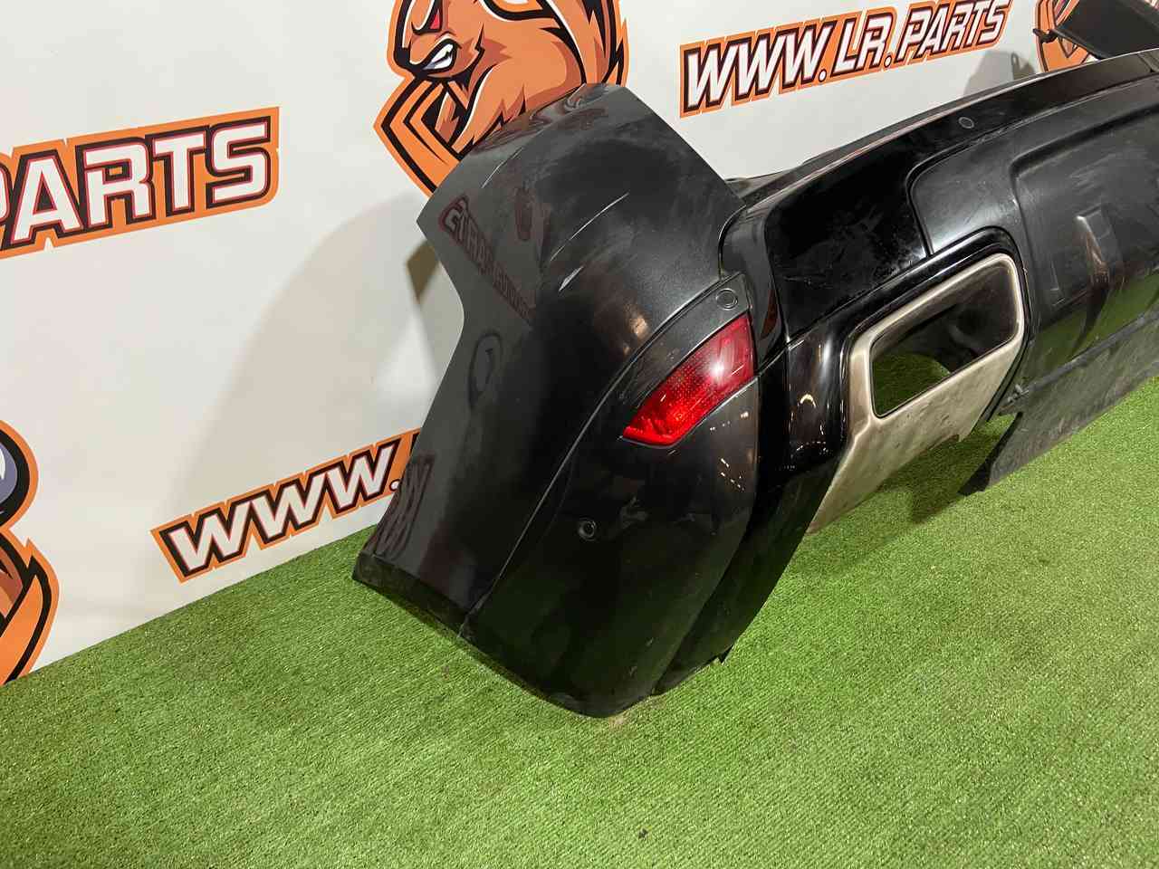 LR098889 Rear bumper 2018- complete assembly set Range Rover Sport L494 (2014-2022) Used - Image 34