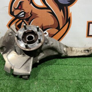 LR099176 Steering knuckle pin front right Land Rover Discovery 5 L462 (2017-) used cost 500 € in stock 1 pcs.