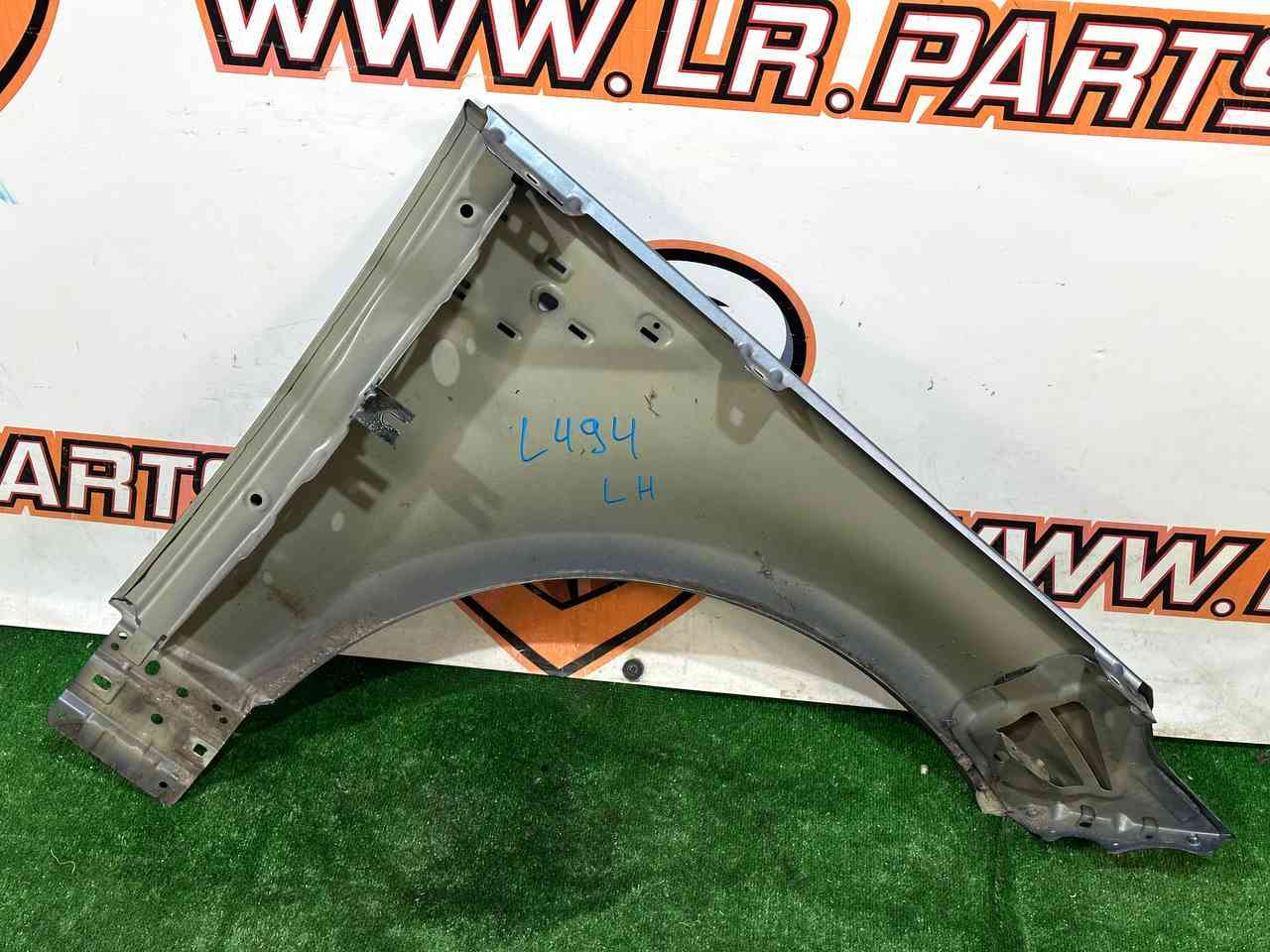 LR100545 Front left wing 2018- Range Rover Sport L494 (2014-2022) Used - Image 12