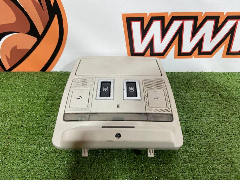LR104445 Overhead console assembly Land Rover Discovery 5 L462 (2017-) USED cost 100 € in stock 1 pcs.