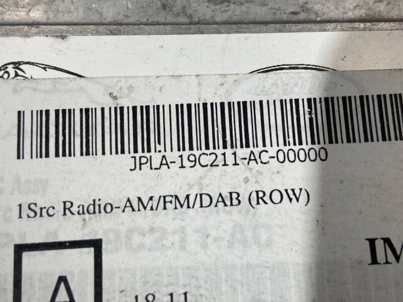 LR110217 Entertainment system control unit Range Rover Velar L560 (2018-) USED - Image 12