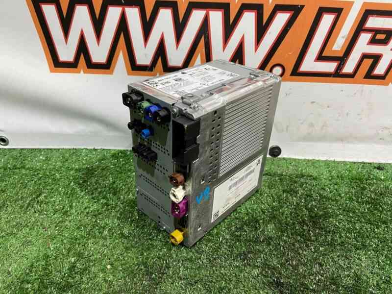 LR110217 Entertainment system control unit Range Rover Velar L560 (2018-) USED cost 550 € in stock 4 pcs.