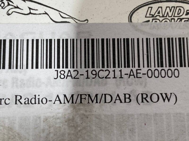 LR110217 Entertainment system control unit Range Rover Velar L560 (2018-) USED cost 550 € in stock 4 pcs.