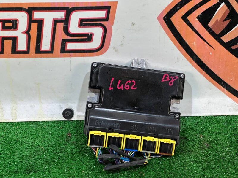 LR111479 Range Rover Sport L494 Air Suspension Control Unit (2014-2022) Used - Image 16