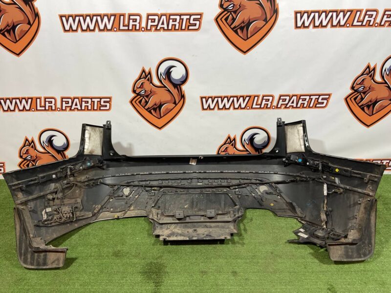 LR112604 Rear bumper complete Range Rover Velar L560 (2018-) Used - Image 15