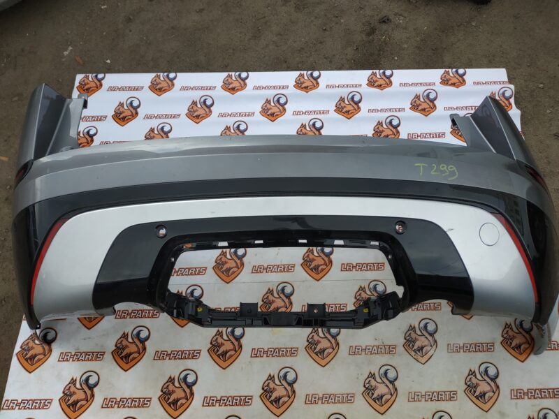 LR112604 Rear bumper complete Range Rover Velar L560 (2018-) Used - Image 28