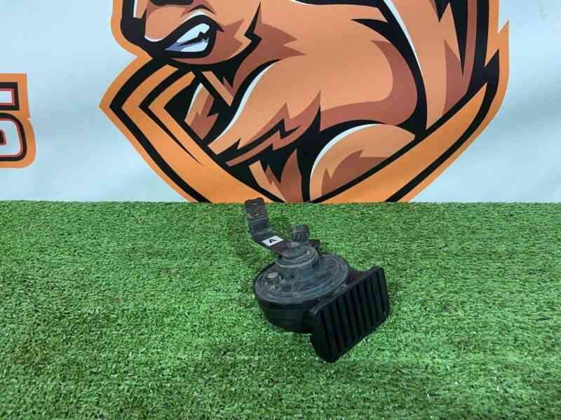 LR113190 High-frequency sound signal Land Rover Discovery 5 L462 (2017-) USED cost 39,71 € in stock 1 pcs.