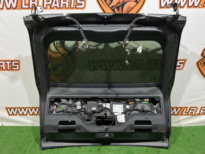 LR181165 Boot lid Range Rover Sport L494 (2014-2022) Used cost 300 € in stock 3 pcs.