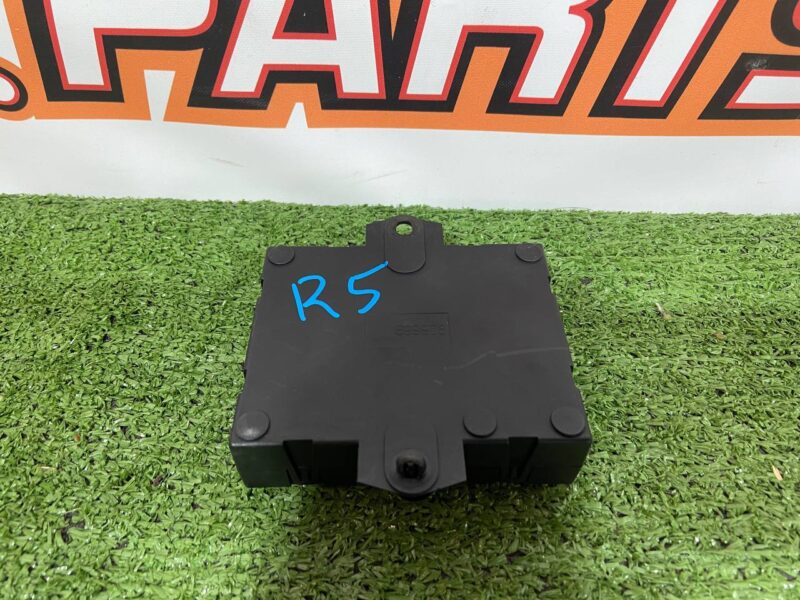 LR126278 Used RANGE ROVER VELAR (L560) trunk lid control unit cost 50 € in stock 1 pcs.