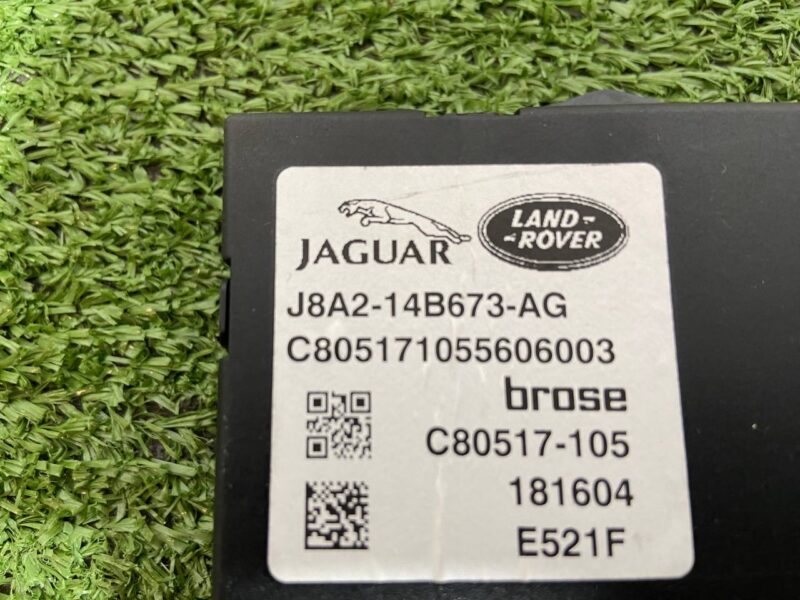 LR126278 Used RANGE ROVER VELAR (L560) trunk lid control unit cost 50 € in stock 1 pcs.