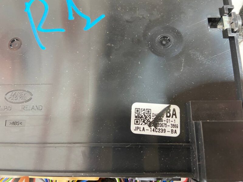 LR126761 Heater control unit Range Rover Sport L494 (2014-2022) USED - Image 20