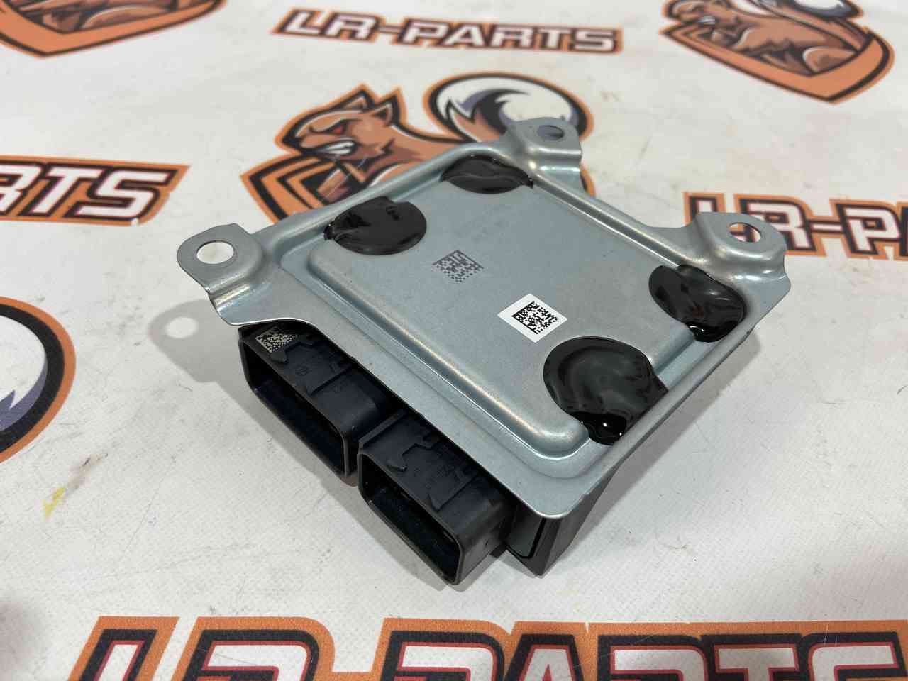 LR136526 Airbag Control Unit for Range Rover Velar L560 (2018-) Used cost 195 € in stock 1 pcs.