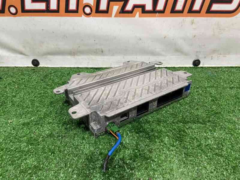 LR137015 Premium 16-channel audio amplifier Land Rover Discovery 5 L462 (2017-) Used cost 610 € in stock 2 pcs.
