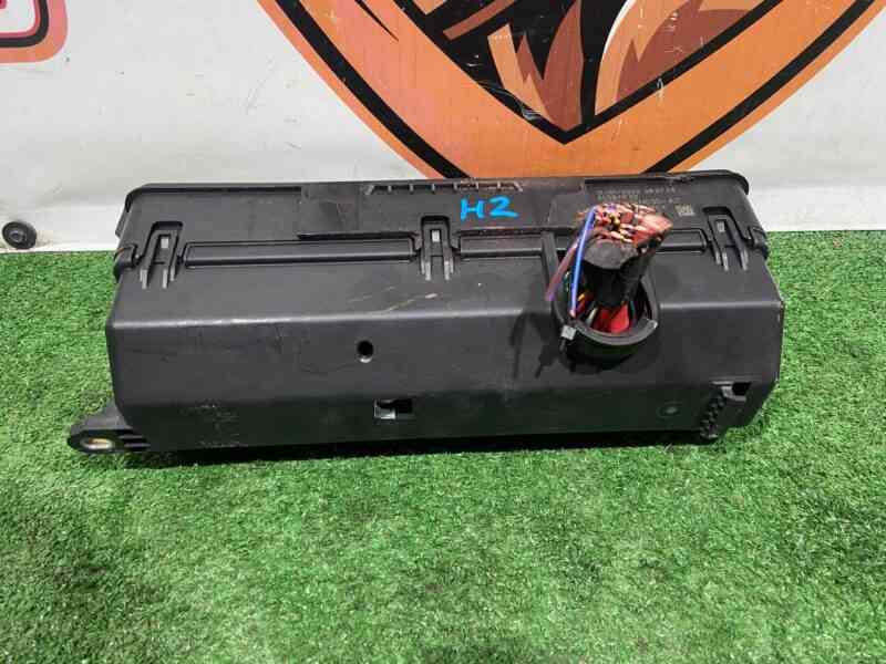LR138633 Fuse box LAND ROVER DISCOVERY 5 Used - Image 17