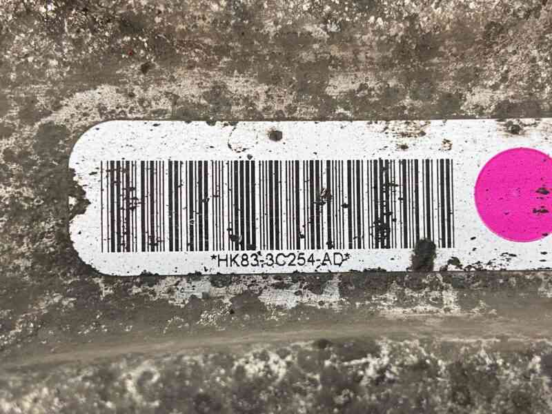 LR090505 Lever front right lower rear (DO rest HK83) Range Rover Velar L560 (2018-) Used - Image 17