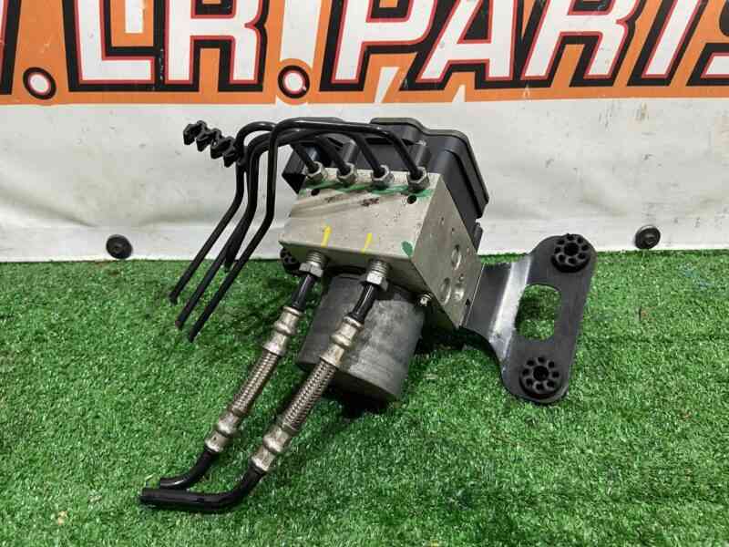 LR143166 ABS unit Land Rover Discovery 5 L462 (2017-) USED cost 377,77 € in stock 3 pcs.