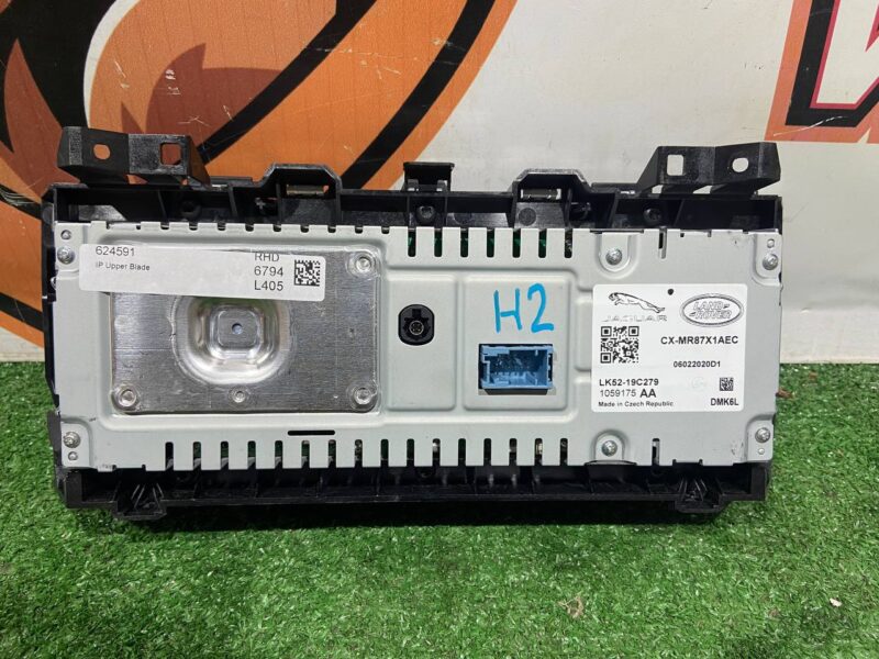 LR156762 Multimedia screen Range Rover Sport L494 (2014-2022) Used cost 600 € in stock 3 pcs.