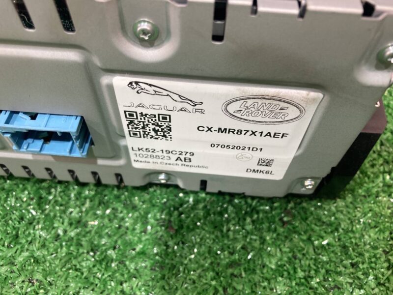 LR156762 Multimedia screen Range Rover Sport L494 (2014-2022) Used cost 600 € in stock 3 pcs.