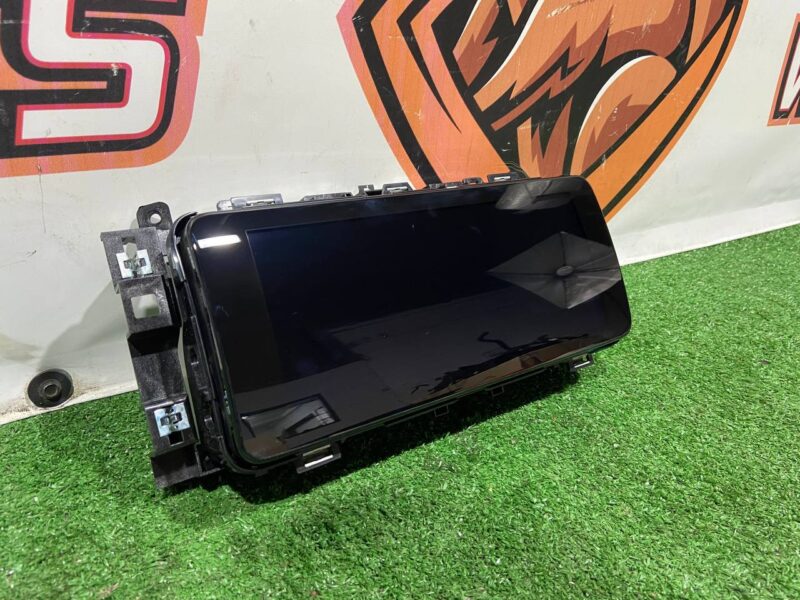 LR156762 Multimedia screen Range Rover Sport L494 (2014-2022) Used cost 600 € in stock 3 pcs.