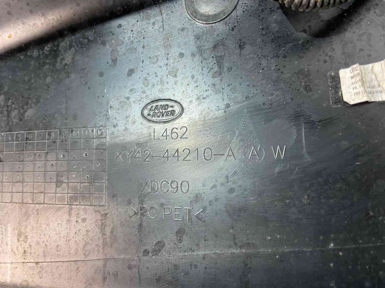 LR173164 Spoiler Land Rover Discovery 5 L462 (2017-) used - Image 12