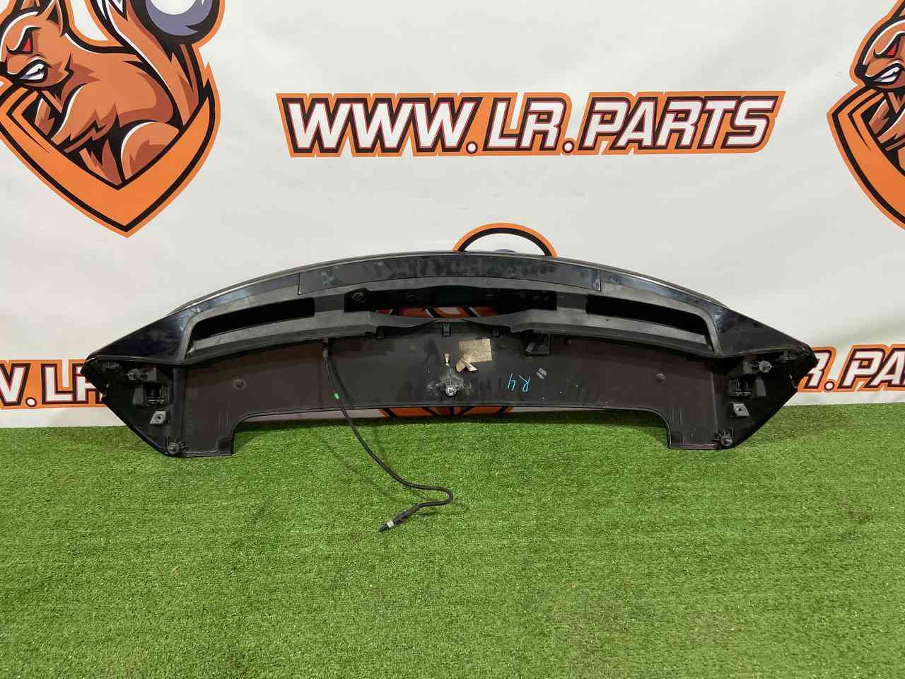 LR173164 Spoiler Land Rover Discovery 5 L462 (2017-) used - Image 17