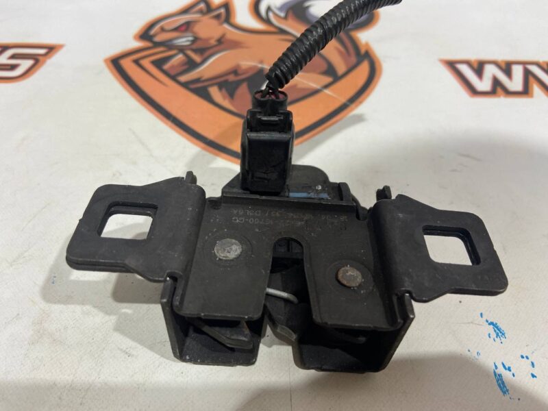 LR173841 Hood lock left/right with sensor Range Rover Sport L494 (2014-2022) Used - Image 12