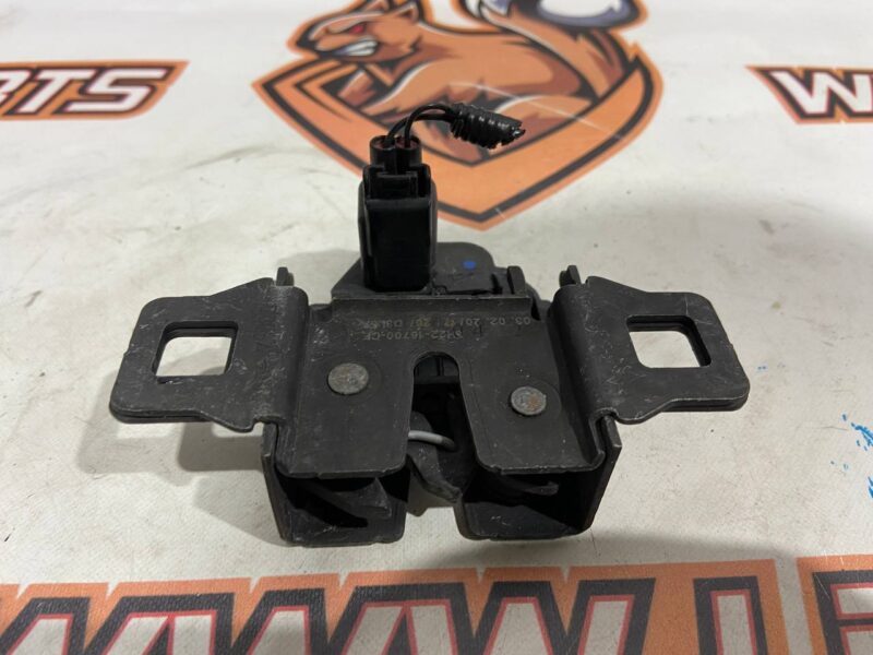 LR173841 Hood lock left/right with sensor Range Rover Sport L494 (2014-2022) Used - Image 18