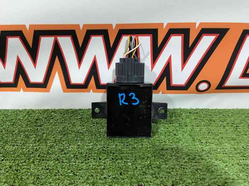 T4A16365 Fuel pump control unit Jaguar F-Pace X761 (2017-) USED - Image 12