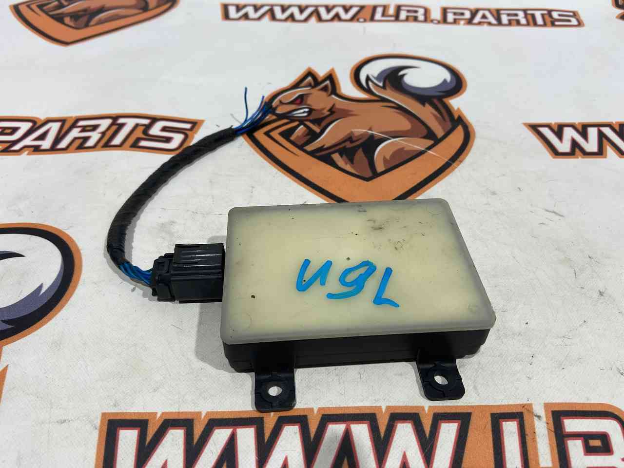 T4A28460 Blind spot sensor Jaguar F-Pace X761 (2017-) Used cost 300 € in stock 2 pcs.